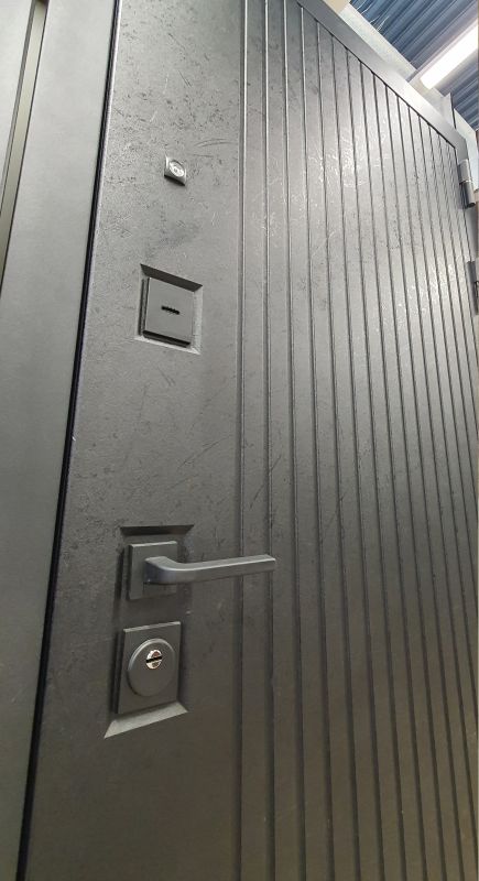 Входная дверь Бункер BN 06 - ФЛ-116 Орех бренди