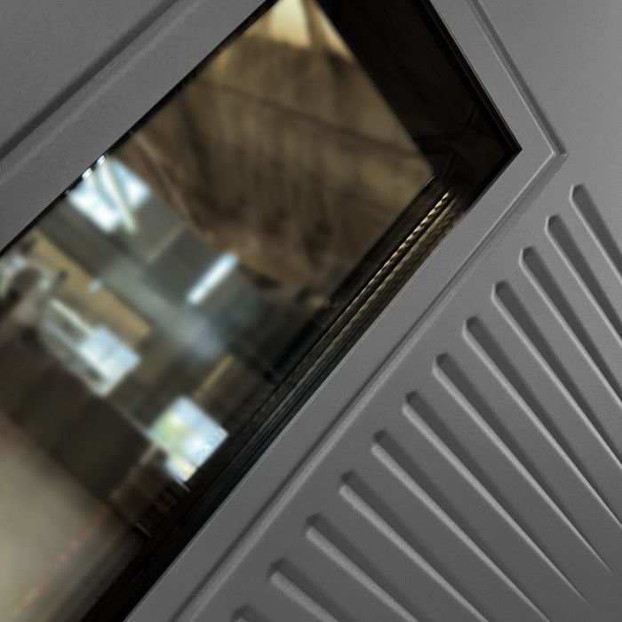 Входная дверь Лабиринт Фрост 7024 со стеклопакетом