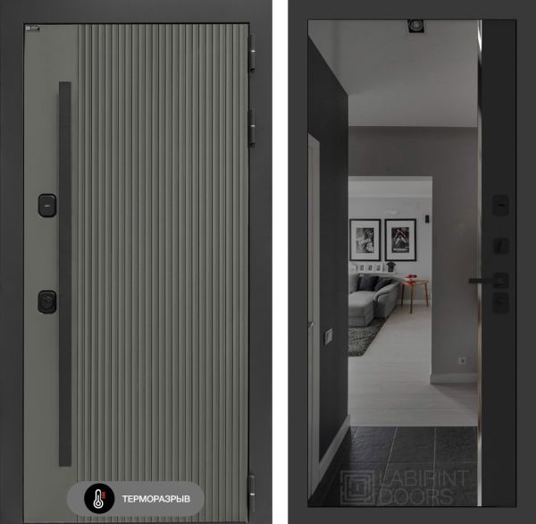 Входная дверь Лабиринт Термолаб 1 тепло с зеркалом (тонированное) Панорама – Черный кварц